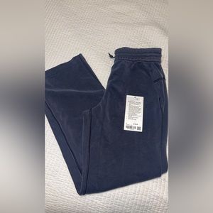 LULULEMON SOFTSTREME HIGH RISE PANT IN BLACK SIZE 6